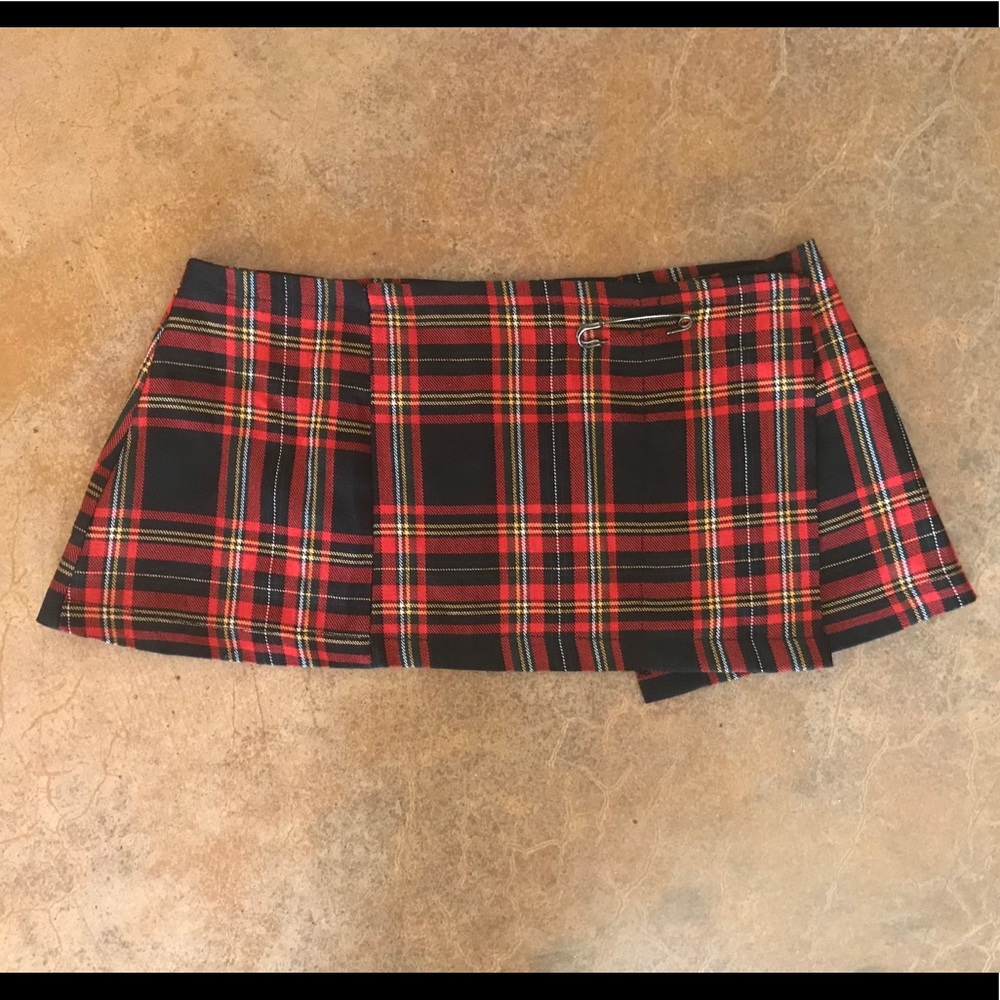 Plaid schoolgirl skirt